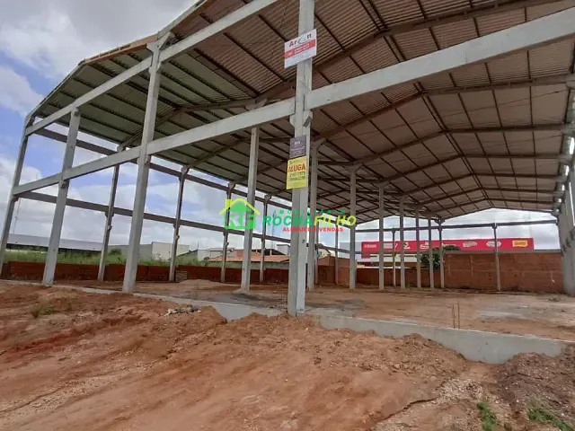Galpão / Barracão com 1500m², para alugar, no bairro Lourival Parente em Teresina