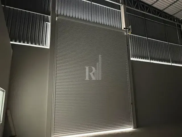 Galpão / Barracão com 1300m², para alugar, no bairro Sul do Rio em Tijucas