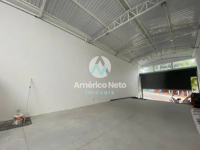 Galpão / Barracão com 180m², para alugar, no bairro Cerâmica em São Caetano do Sul