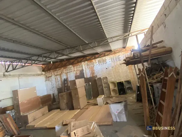 Galpão / Barracão com 300m², à venda, no bairro Parque Presidente Vargas em Campos dos Goytacazes