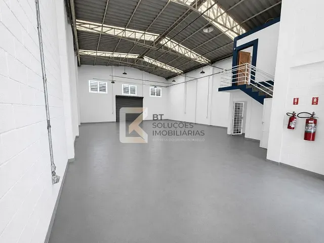 Galpão / Barracão com 300m², para alugar, no bairro Jardim Eldorado em Indaiatuba