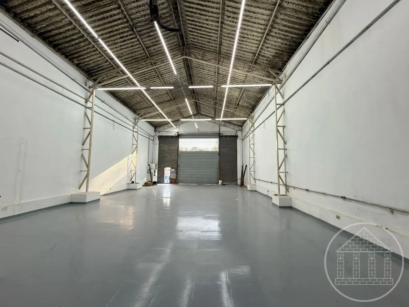 Depósito-Galpão, 200 m² - Foto 1