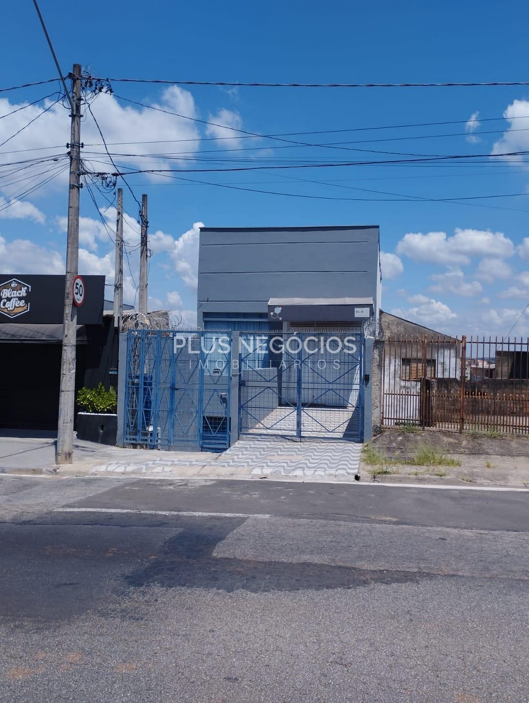 Depósito-Galpão-Armazém para alugar, 280m² - Foto 1