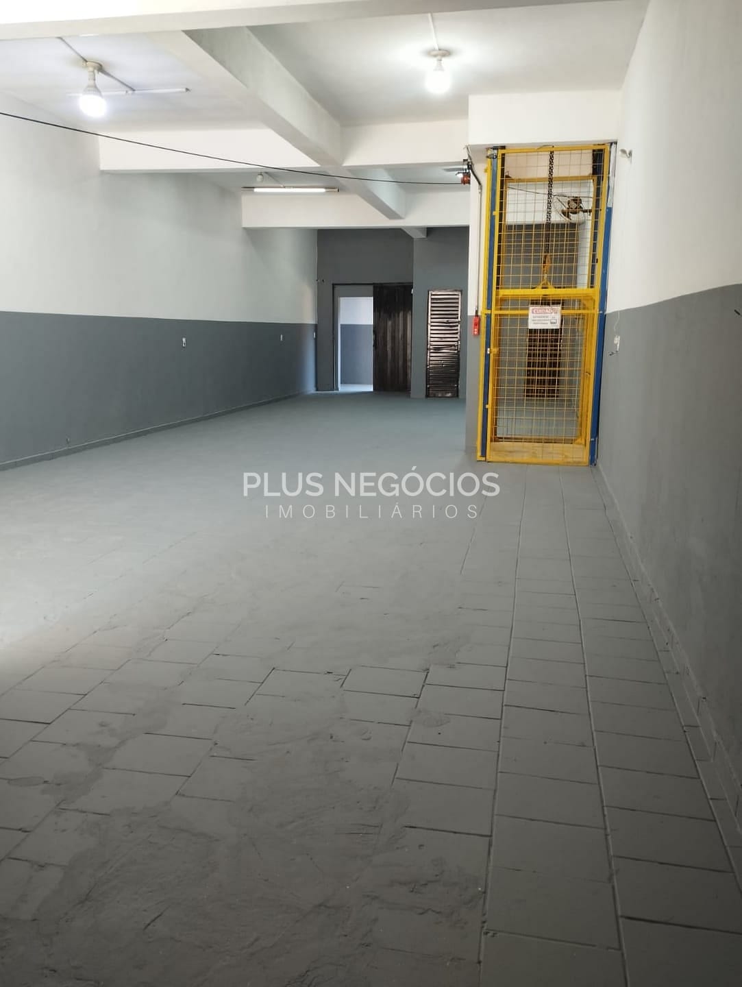 Depósito-Galpão-Armazém para alugar, 280m² - Foto 18