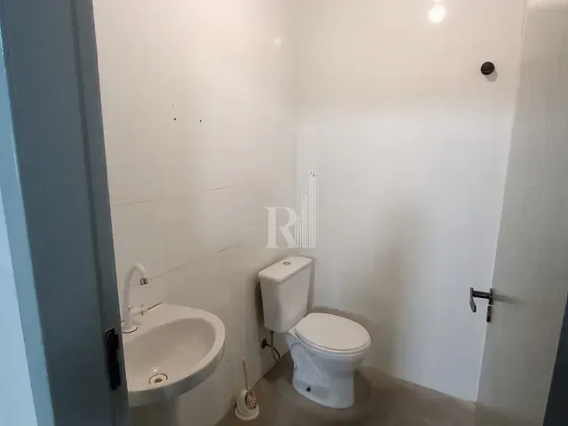 Galpão / Barracão com 701m², para alugar, no bairro Praça em Tijucas