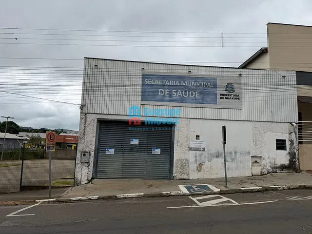 Galpão / Barracão com 1500m², para alugar, no bairro Centro em Guaxupé