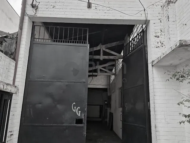 Galpão / Barracão com 300m², para alugar, no bairro Casa Verde em São Paulo