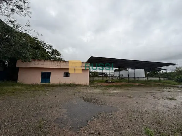Galpão / Barracão com 1900m², para alugar, no bairro Vila Nair em São José dos Campos