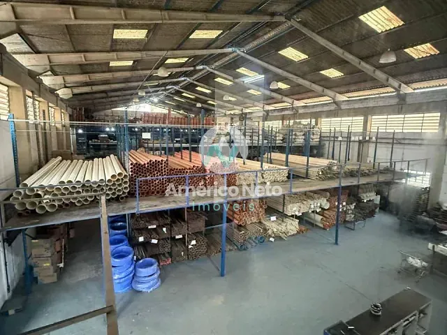 Galpão / Barracão com 2700m², à venda ou para alugar, no bairro Vila Bela em São Paulo