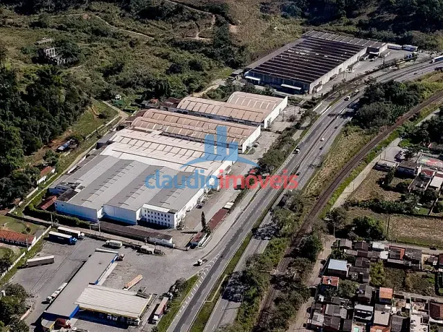 Galpão / Barracão com 100000m², à venda, no bairro Floriano em Barra Mansa
