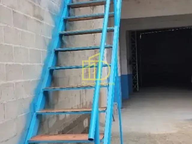 Galpão / Barracão com 1000m², à venda, no bairro Zona Industrial em Sorocaba