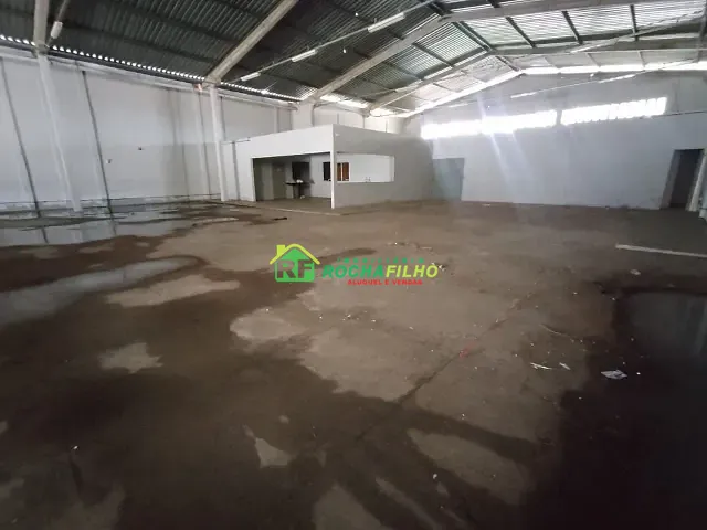 Galpão / Barracão com 745m², para alugar, no bairro Parque Piauí I em Timon