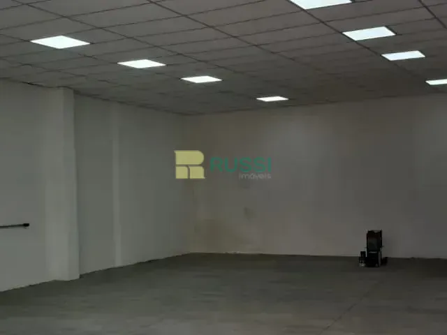 Galpão / Barracão com 250m², à venda ou para alugar, no bairro Vila Nair em São José dos Campos