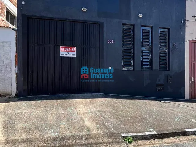 Galpão / Barracão com 430m², para alugar, no bairro Parque das Orquídeas em Guaxupé