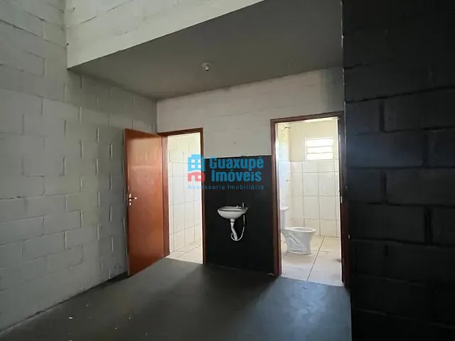 Galpão / Barracão com 430m², para alugar, no bairro Parque das Orquídeas em Guaxupé