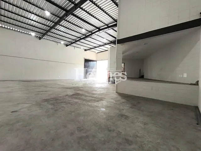 Galpão / Barracão com 425m², para alugar, no bairro Parque Via Norte em Campinas