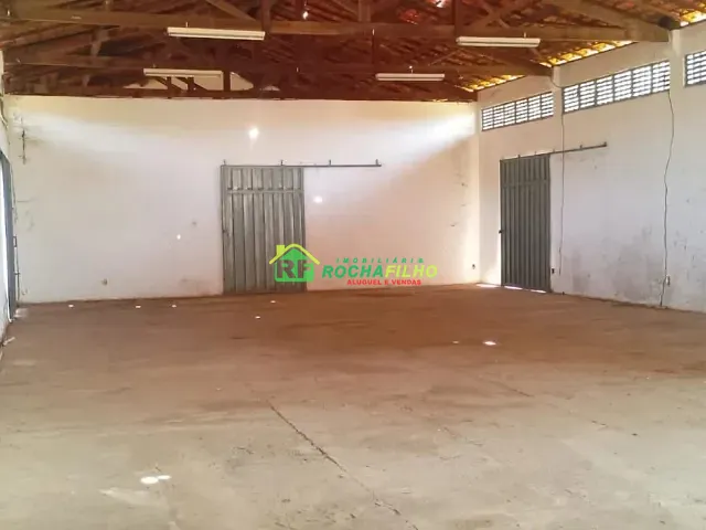 Galpão / Barracão com 3000m², à venda, no bairro Promorar em Teresina