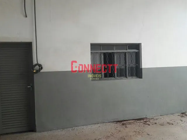 Galpão / Barracão com 403m², à venda, no bairro Parque Industrial Avelino Alves Palma em Ribeirão Preto