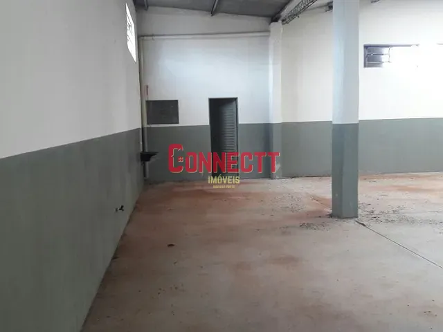 Galpão / Barracão com 403m², à venda, no bairro Parque Industrial Avelino Alves Palma em Ribeirão Preto