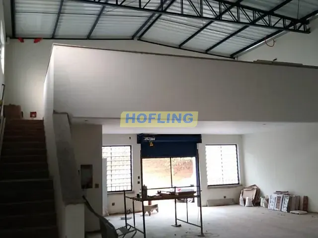 Galpão / Barracão com 350m², para alugar, no bairro Jardim Santa Maria em Rio Claro