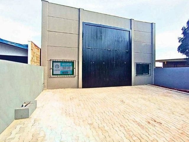 Galpão / Barracão com 397m², à venda ou para alugar, no bairro Jardim São José em Cambé