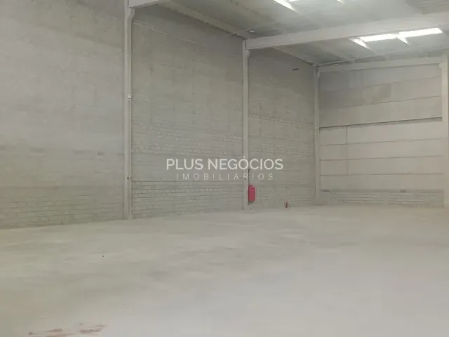 Galpão / Barracão para alugar, no bairro Jardim Ibiti do Paço em Sorocaba
