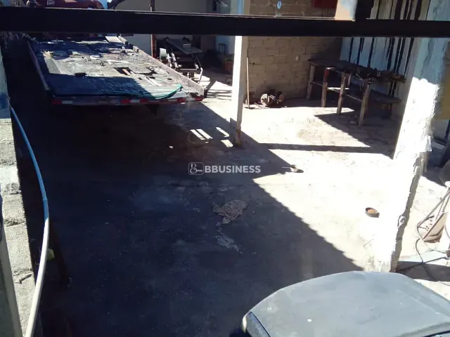Galpão / Barracão com 623m², à venda, no bairro Parque Jardim Carioca em Campos dos Goytacazes