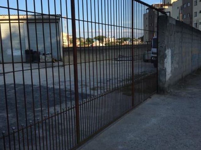 Galpão / Barracão com 580m², à venda, no bairro Jardim Leonor em Cotia
