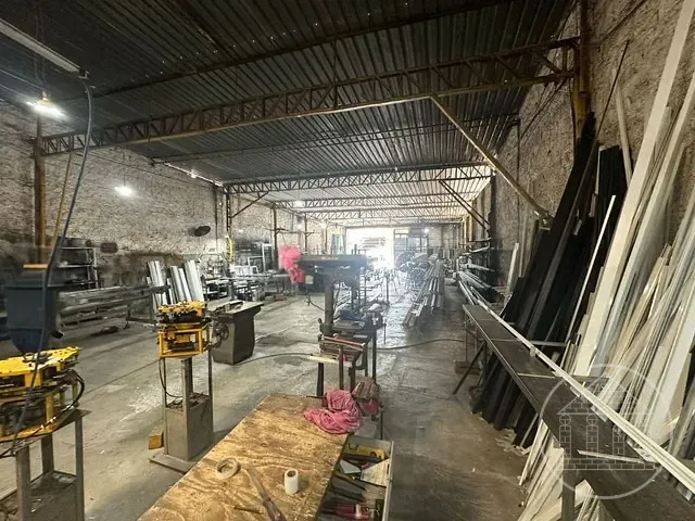 Galpão / Barracão com 350m², à venda, no bairro Jardim Marajoara em São Paulo
