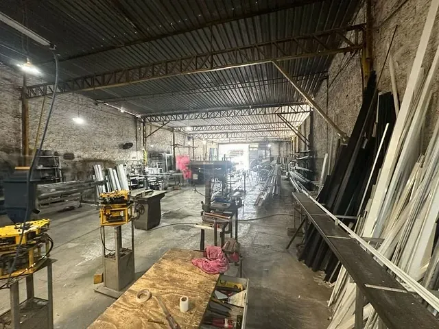 Galpão / Barracão com 350m², à venda, no bairro Jardim Marajoara em São Paulo