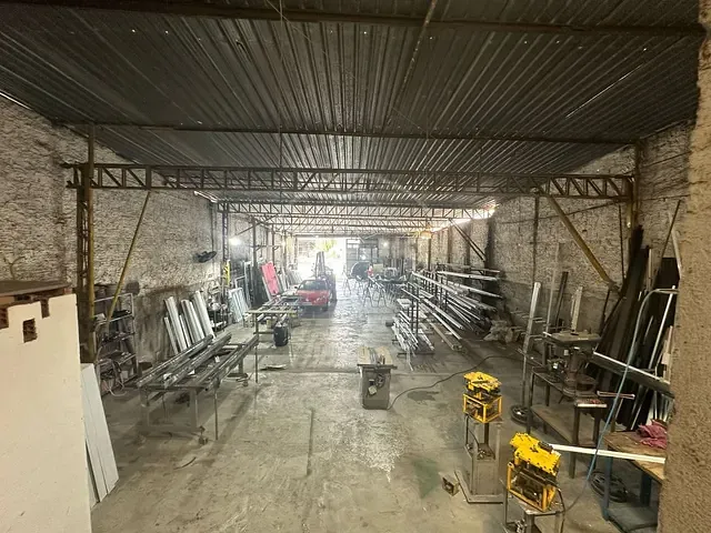 Galpão / Barracão com 350m², à venda, no bairro Jardim Marajoara em São Paulo