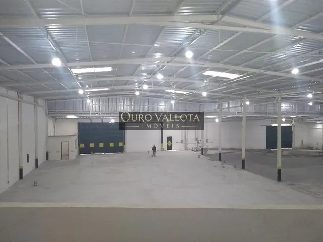 Galpão / Barracão com 2000m², para alugar, no bairro Vila Primavera em São Paulo