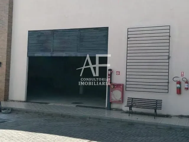 Galpão / Barracão com 307m², para alugar, no bairro Chácaras Cataguá em Taubaté