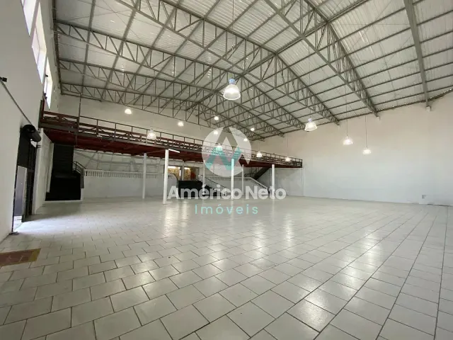 Galpão / Barracão com 2000m², para alugar, no bairro Vila Zelina em São Paulo