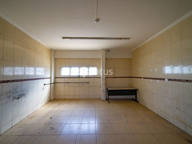 Galpão / Barracão com 1000m², para alugar, no bairro Guaturinho em Cajamar