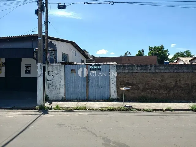 Galpão / Barracão com 306m², à venda, no bairro Vila Nova em Cosmópolis