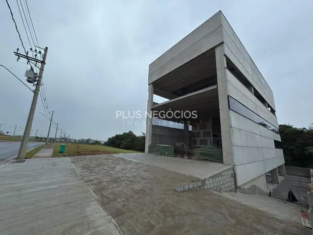 Galpão / Barracão com 464m², para alugar, no bairro Alphaville Nova Esplanada em Votorantim