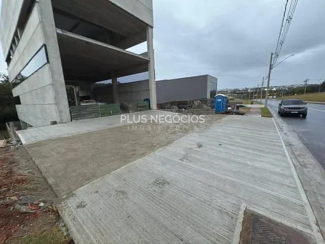 Galpão / Barracão com 464m², para alugar, no bairro Alphaville Nova Esplanada em Votorantim