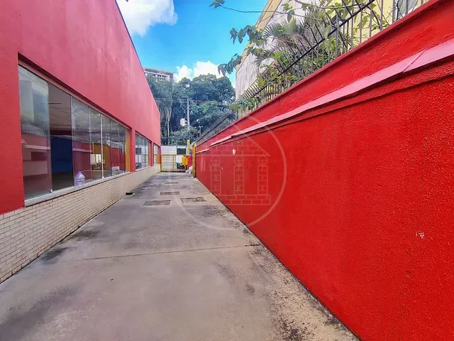 Galpão / Barracão com 373m², para alugar, no bairro Santo Amaro em São Paulo