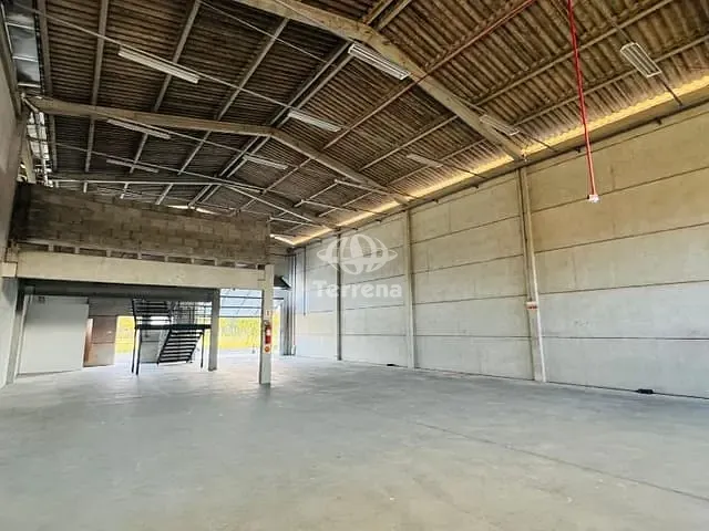 Galpão / Barracão com 5500m², para alugar, no bairro Itoupava Central em Blumenau