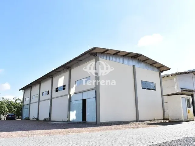 Galpão / Barracão com 5500m², para alugar, no bairro Itoupava Central em Blumenau