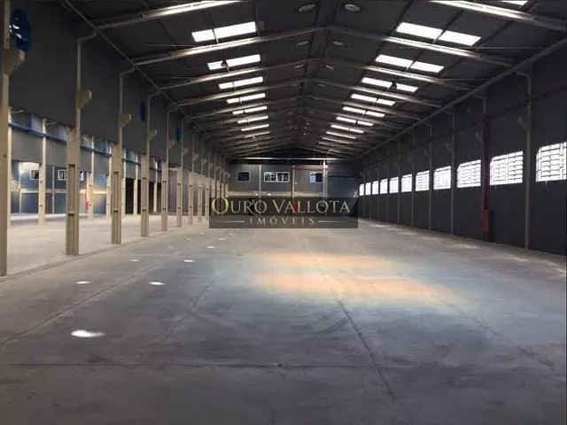 Galpão / Barracão com 5000m², para alugar, no bairro Parque Industrial do Jardim São Geraldo em Guarulhos