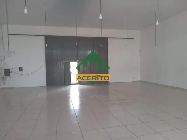 Galpão / Barracão com 200m², para alugar, no bairro Vila Nova em Araçatuba