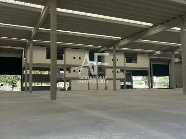 Galpão / Barracão com 10m², para alugar, no bairro Loteamento Industrial em Taubaté