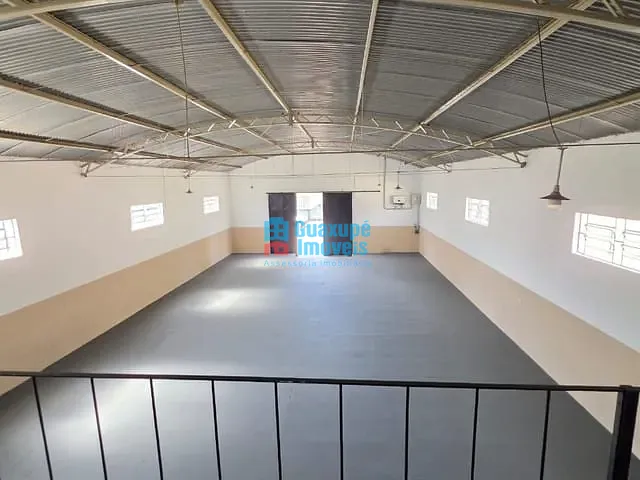 Galpão / Barracão com 500m², para alugar, no bairro Vila Conceição em Guaxupé