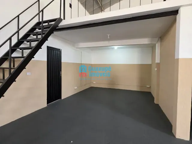 Galpão / Barracão com 500m², para alugar, no bairro Vila Conceição em Guaxupé