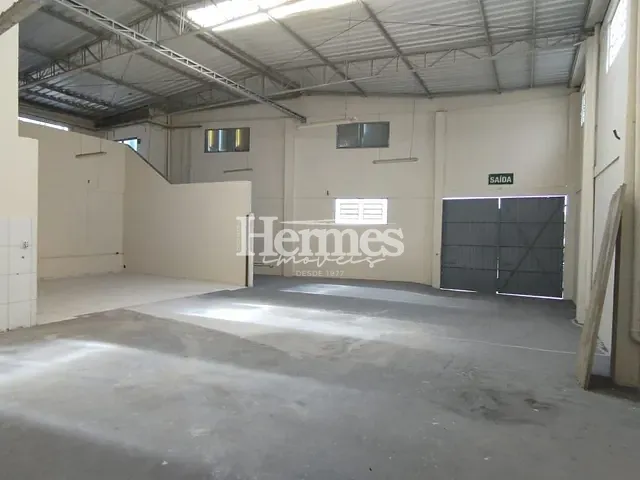 Galpão / Barracão com 600m², à venda, no bairro Santa Terezinha em Paulínia