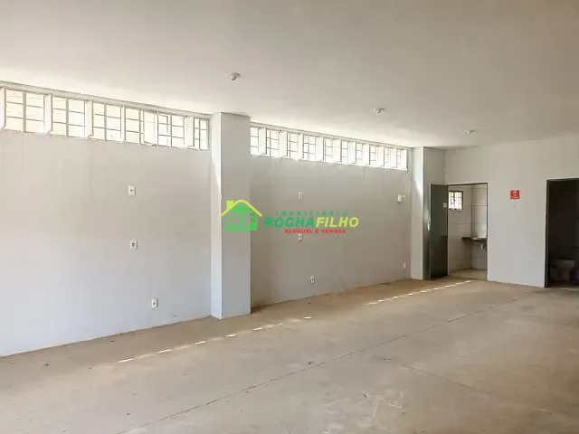 Galpão / Barracão com 84m², para alugar, no bairro Nossa Senhora das Graças em Teresina