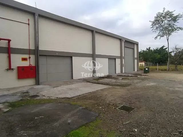 Galpão / Barracão com 5500m², para alugar, no bairro Itoupava Central em Blumenau