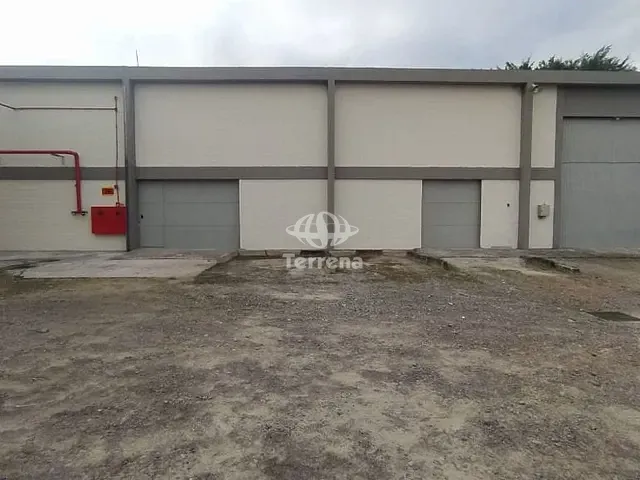 Galpão / Barracão com 5500m², para alugar, no bairro Itoupava Central em Blumenau